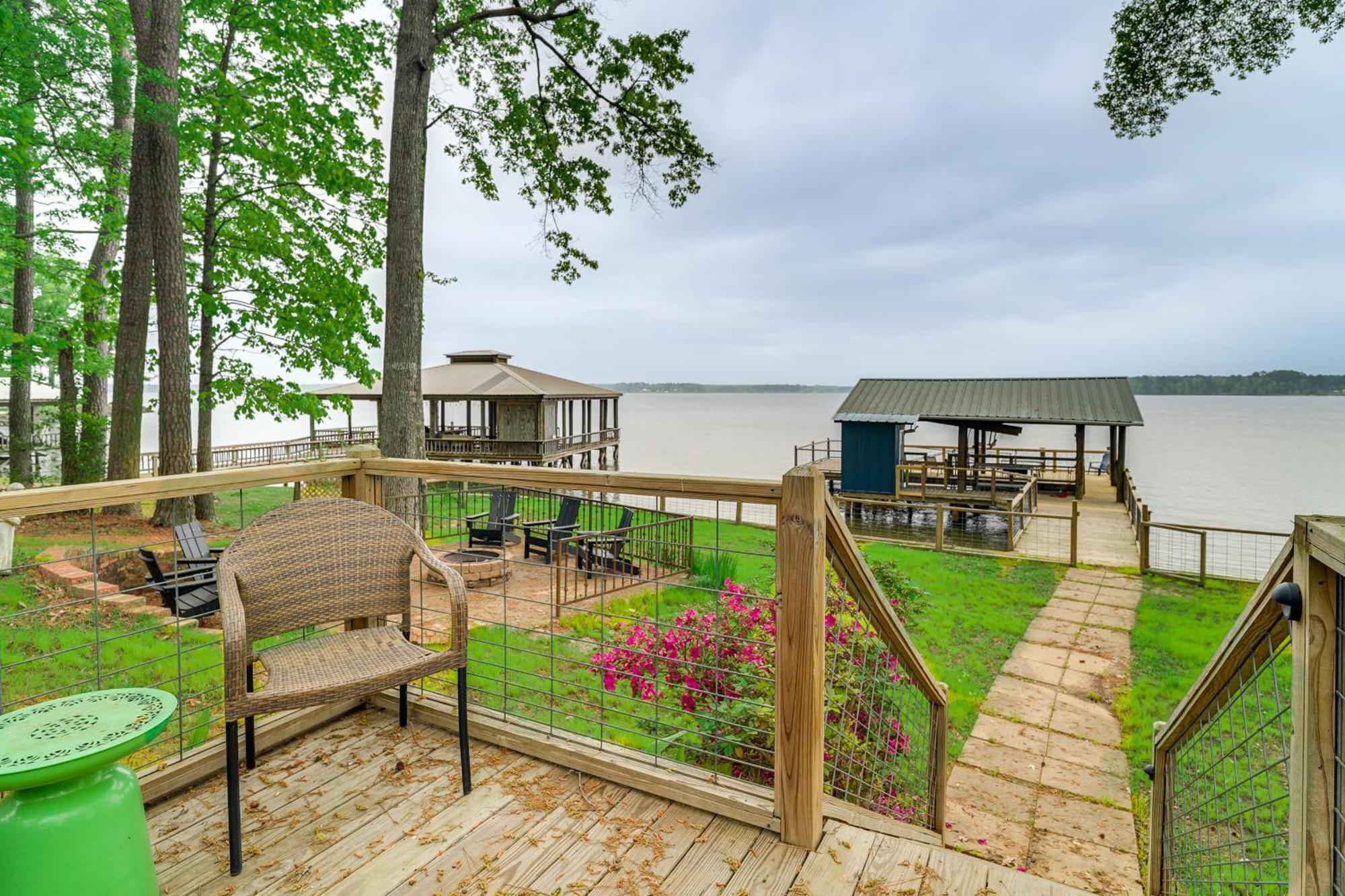Villa Waterfront House On Toledo Bend With Private Dock! à Alliance Extérieur photo